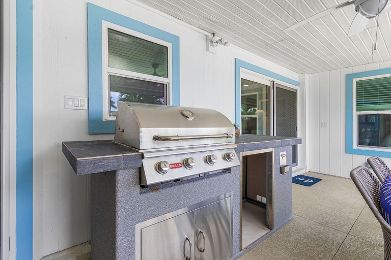 Property grounds, 7 Dockside Dream: 3br/3ba Pool Home W/ Water Views! 3 Bedroom Home, Lee