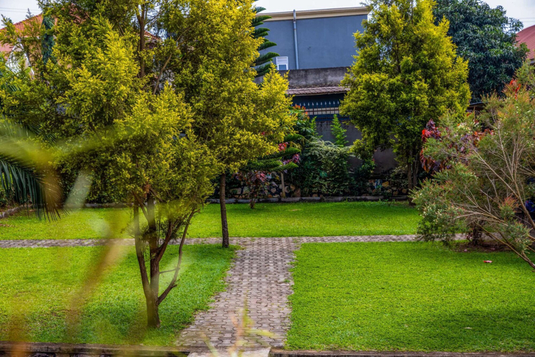 Others 4, Amicus Hotel, Jinja