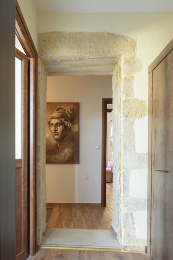 Others 5, Nicole Villa, Crete