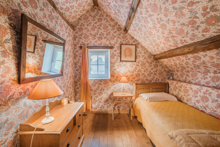 Room 4, Holiday Home Château de Boucéel Mont Saint Michel, Manche