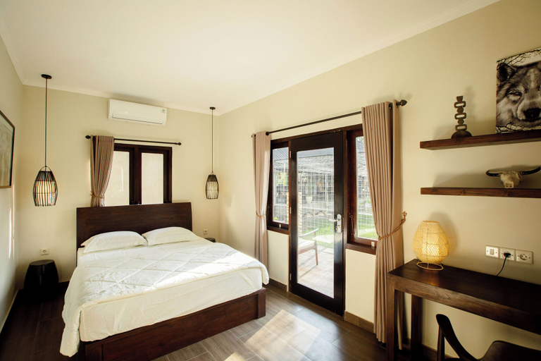 Room 1, Alpha Wolf Lodge, Tabanan