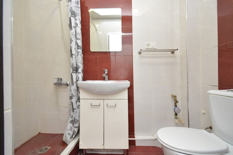 Bathroom, Mashtots apartment by Luxe Group MA154, Yerevan