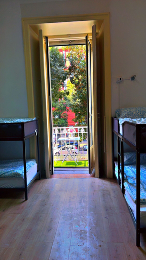 Room 4, Ostello Dolce di Monica, Napoli