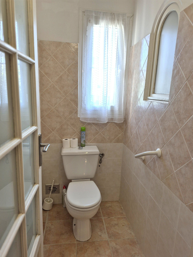 Bathroom 2, LES AGRUMES, Haute-Corse
