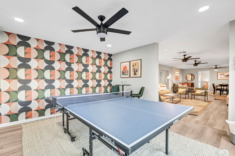 Game room 3, Beatrice Mini-resort Scottsdale, Maricopa