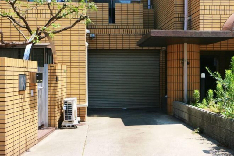 Exterior 3, Shukuhonjin Lexia, Osaka