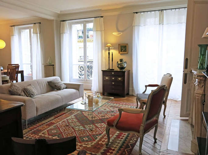 Room 3, Le Bon Marche Cherche-midi Citycosy, Paris