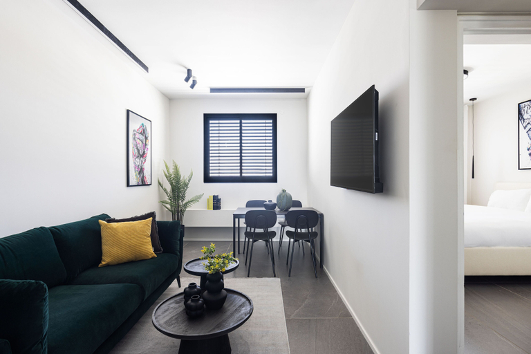 Others 4, Skyline Serenity by TLV2RENT