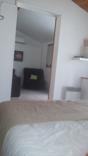 Bedroom 4, Le Hameau de la Courbière, Ariège