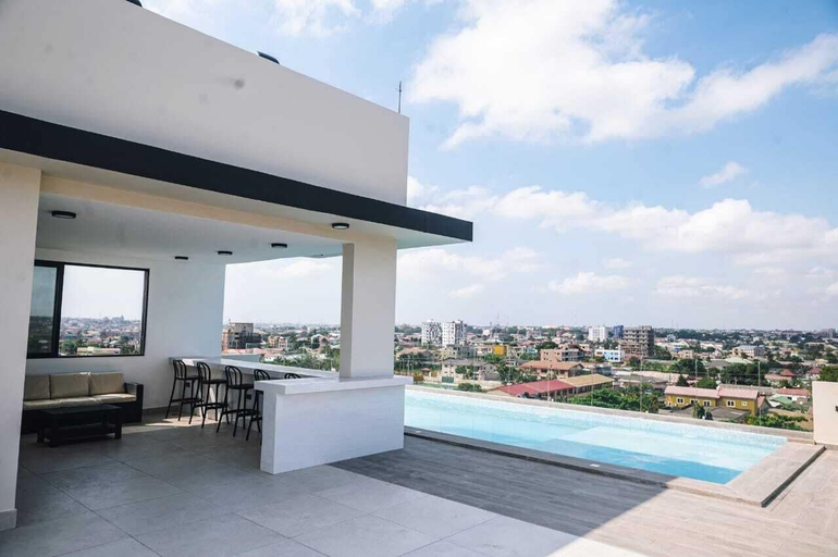 Rooftop pool 2, Soraya Studio, Accra