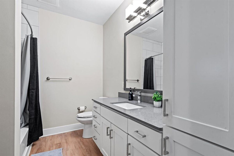 Bathroom 5, Upscale 3BR Suite Mins Uptown Charlotte, Mecklenburg