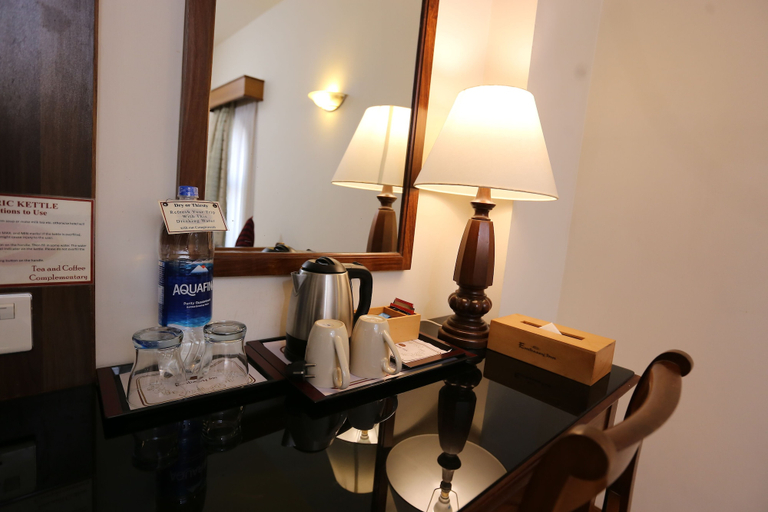 Others 4, Embassy Inn, Karachi