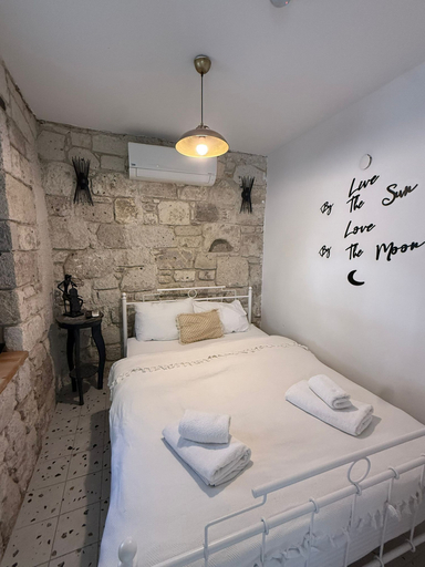 Bedroom 5, Sadele Hacımemiş, Çeşme