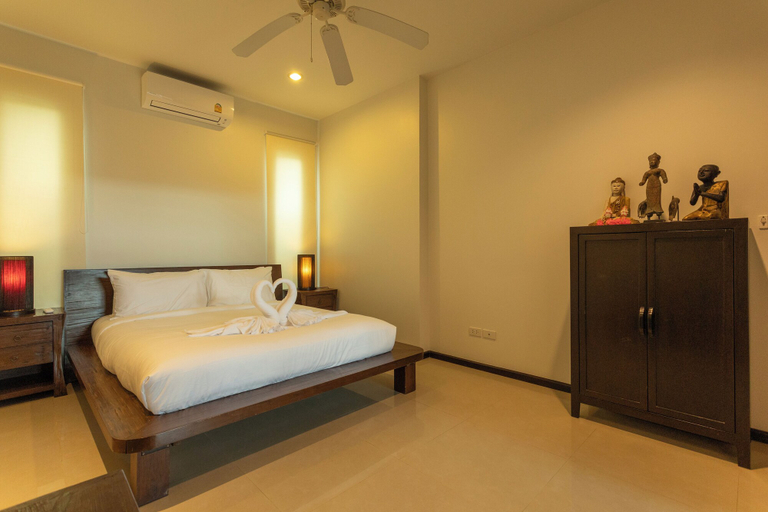 Room 5, 3BR PoolVilla Near Nai Harn Beach V113, Phuket Island