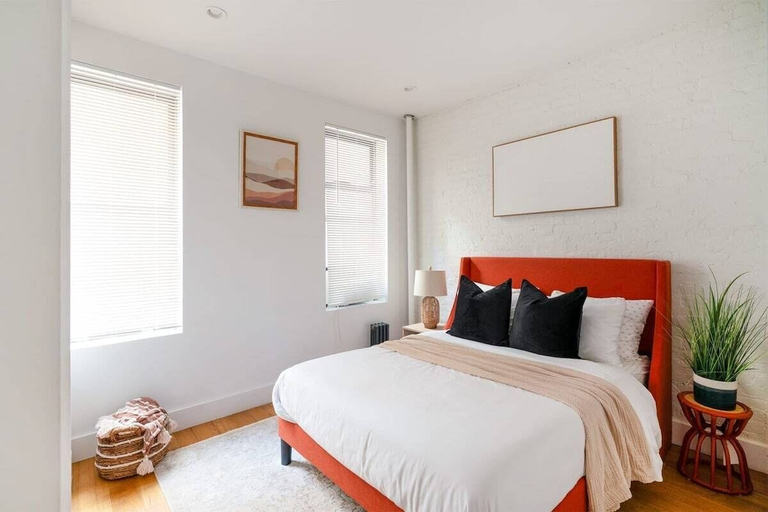 Room 3, 1288 UES Apartments, New York