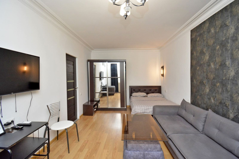 Room 2, Mashtots apartment by Luxe Group MA154, Yerevan