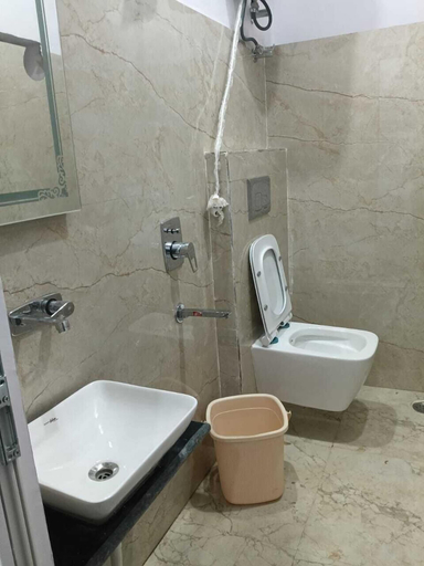 Room 3, Krishna Inn, Kaushambi