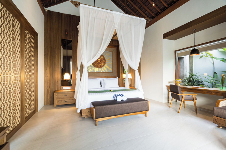 bedroom 12