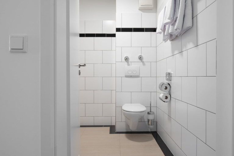 Bathroom 5, The sQuare Hotel, Frankfurt am Main