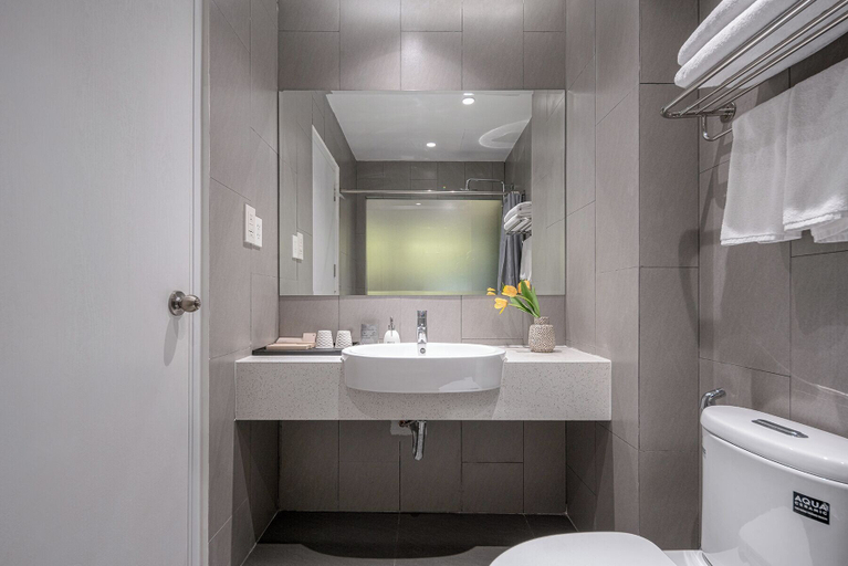 Bathroom 3, M Village Hotel Ly Tu Trong, District 1