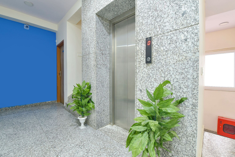 Elevator 5, Fabhotel Silver Stay 02, Jaipur
