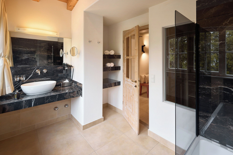 Bathroom 5, Dolomit Boutique Hotel, Bolzano