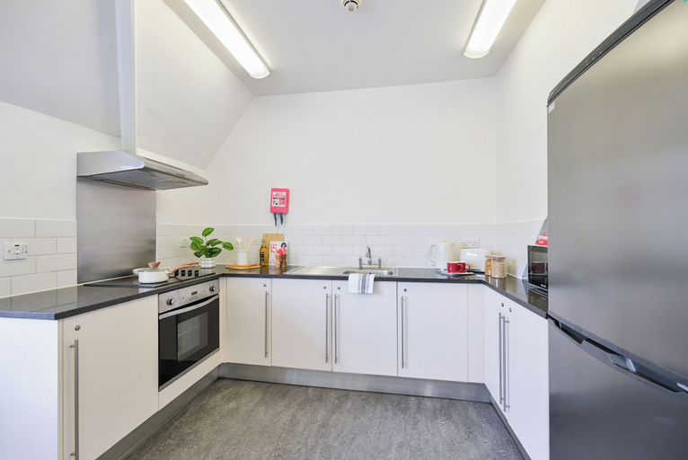 Shared kitchen 3, AXO Waterloo - Student Accommodation - Campus Accommodation, London