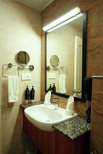Bathroom 4, Dfort Hotel Kollam, Kollam