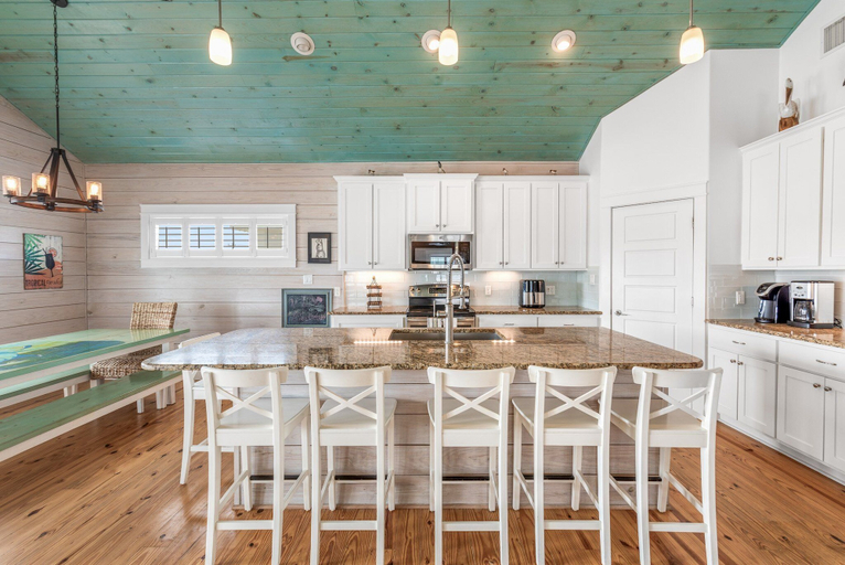Private kitchen 3, BeachView Resort Condos, Nueces