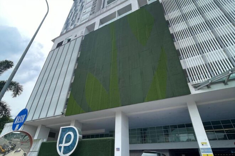 Exterior, Paragon Suites @ CIQ L26 By UCome Homestay, Johor Bahru