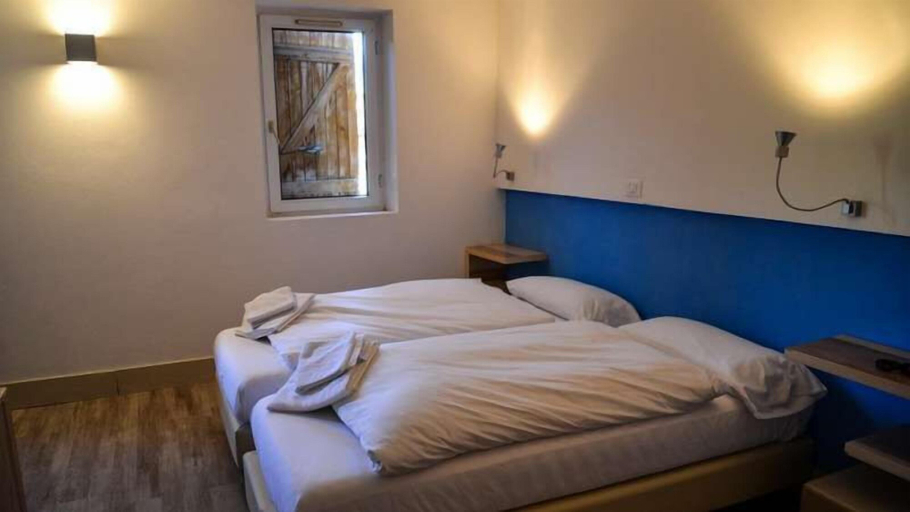 Bedroom 3, Hôtel Turan, Isère
