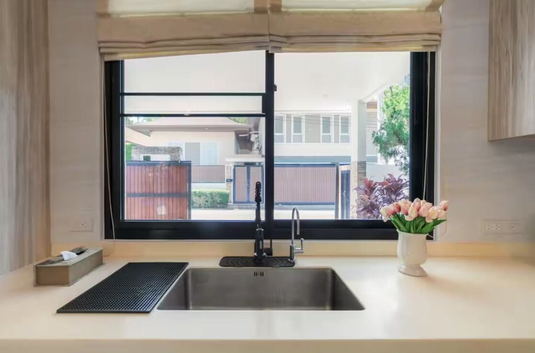 Private kitchen 4, 3BR Retreat Pool Garden Jacuzzi V187, Phuket Island