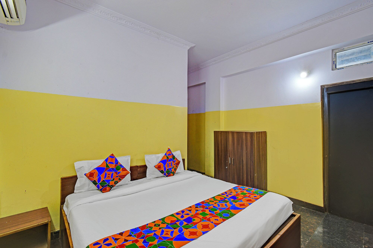 Room 2, Fabhotel Mohith Gokul, Hyderabad