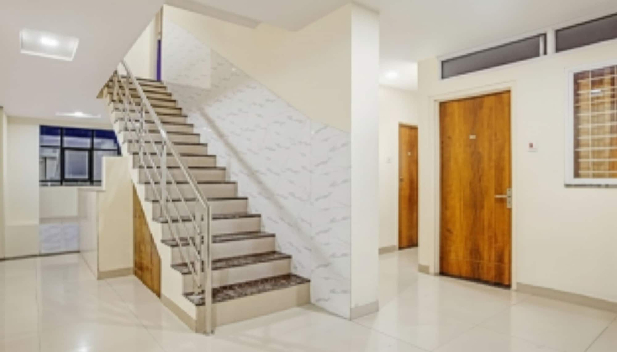 Lobby 5, Hotel Royal Empire Indore, Indore