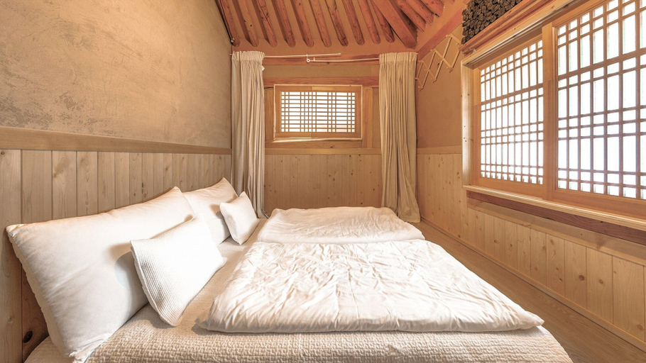 Bedroom 3, Yangpyeong Agni Choshi Mae Hanok Stay, Gapyeong