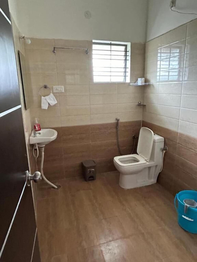 Bathroom 3, Echoes Retreat, Bangalore Rural