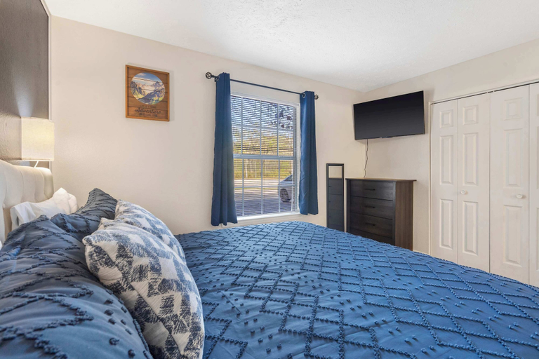 Bedroom 2, The Nautical Nook Charming Walk-in Condo for 4!, Taney