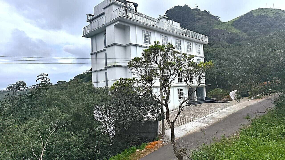 Front of property 5, Vanaheim Resort, Idukki