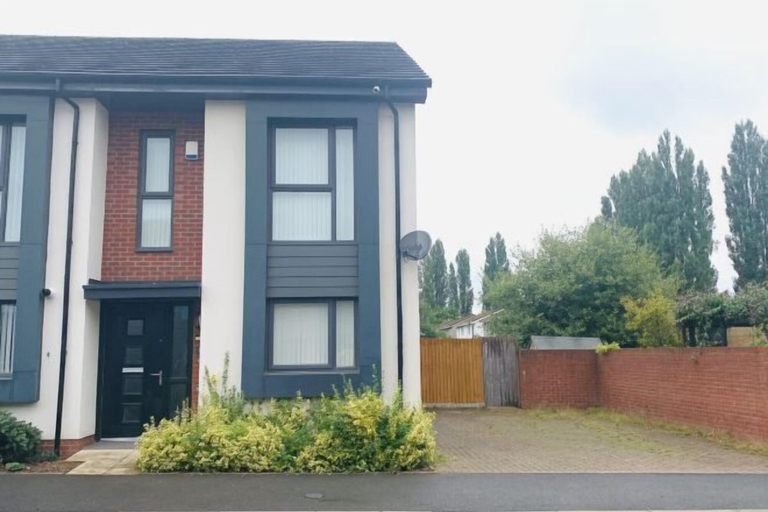 Exterior & Views, mulberry garden Coventry, Coventry