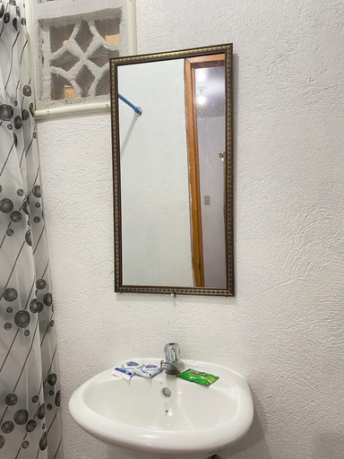 Bathroom 3, Jasmine's Inn at Bucana Beach, El Nido
