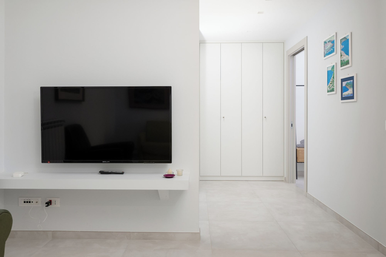 Living area 5, Amal & Surya apartments, Napoli