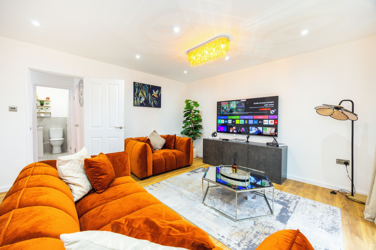 Living area 3, Modern 3 Bedroom House in  Stratford, London
