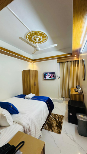 Room 5, Hotel Blue Sky Mirpur, Dhaka