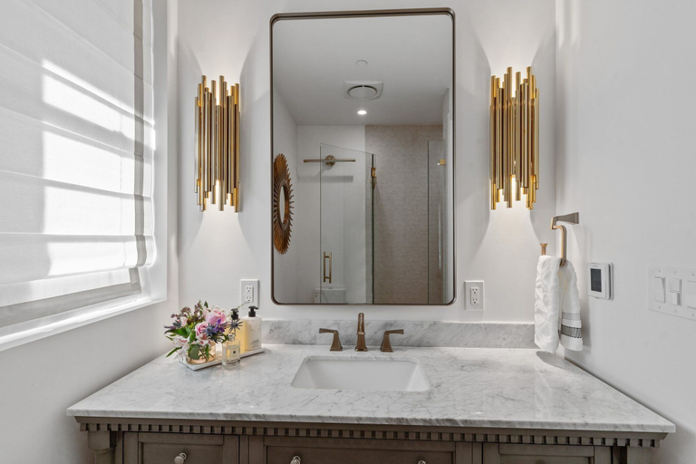 Bathroom 3, Ocean Whispers 4 Bedroom Home, San Mateo