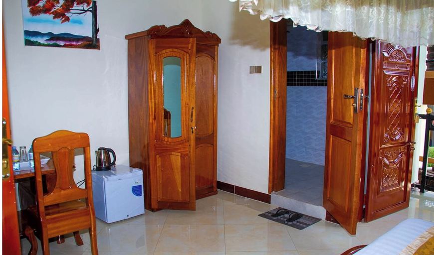 Others 5, ELITE PEAK HOTEL, Bukonjo
