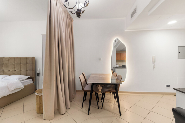 Room 2, Diamond 6 Residences by CEG Group, Dubai