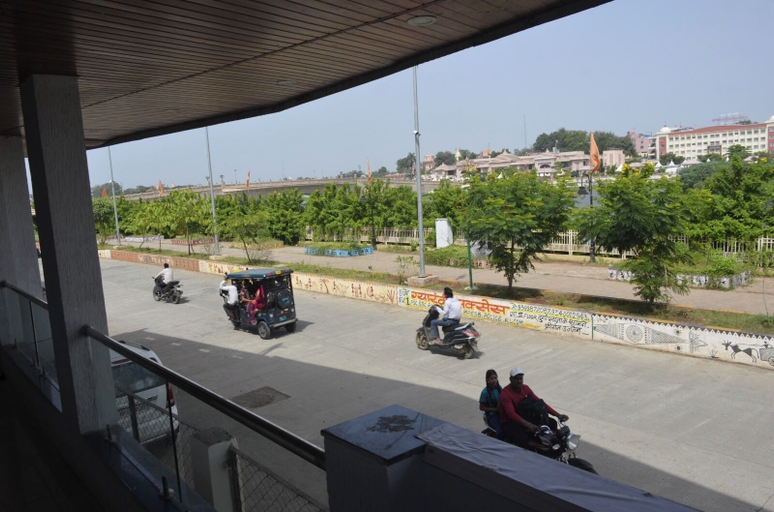 Front of property 2, Hotel Shree Lok, Ujjain