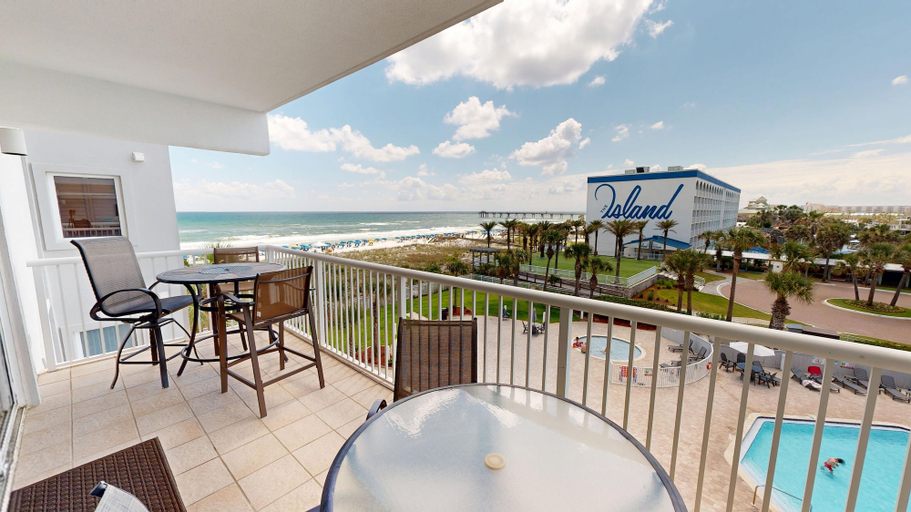 Outdoor dining 5, Destin West Gulfside 403 1 Bedroom Condo, Okaloosa