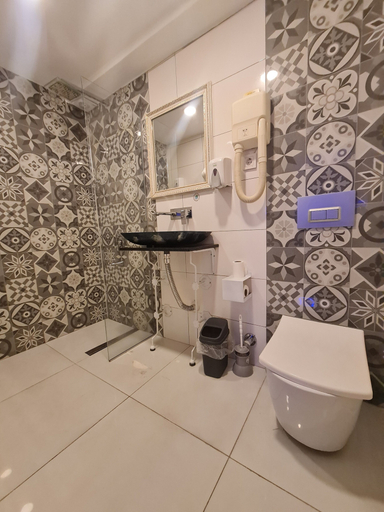 Bathroom 5, Bakırköy, Bakırköy