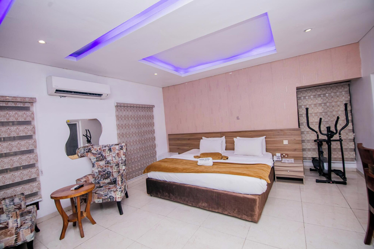 Room 5, Hidden Haven Apartment, Shomolu